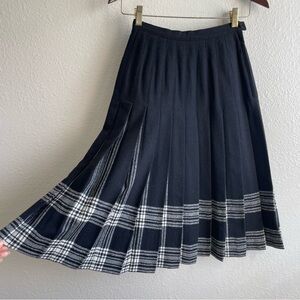 Vintage Pendleton Black Pleated Skirt